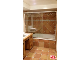 8180 Manitoba Street, Unit 105 Playa del Rey, CA 90293 - Photo 17 of 18