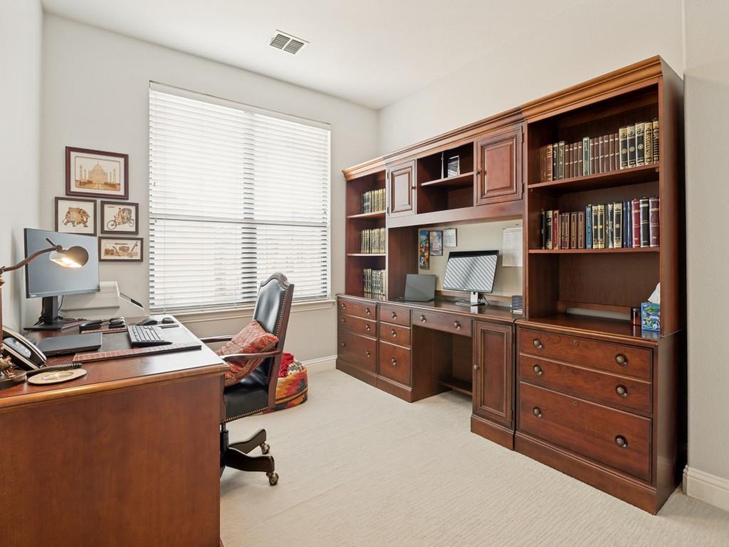 5713 Lunsford Road Plano, TX 75024 - Photo 14 of 21