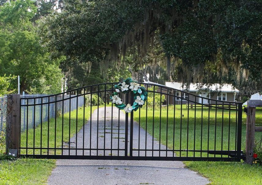 a view of outdoor space with a garden