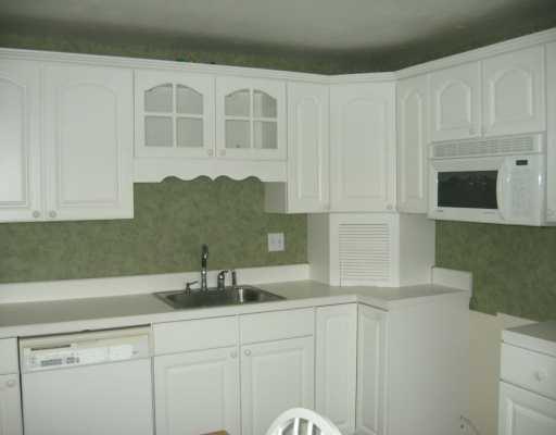 191 Old Ridge Road Coraopolis, PA 15108 - Photo 4 of 8 Kitchen.