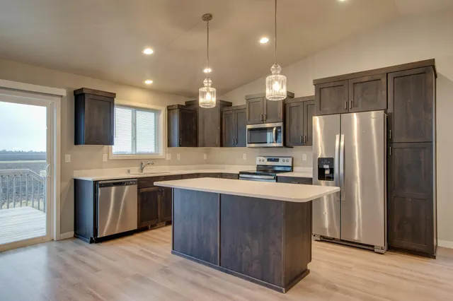 $324,900 | 4212 14th Avenue South, Moorhead, MN 56560