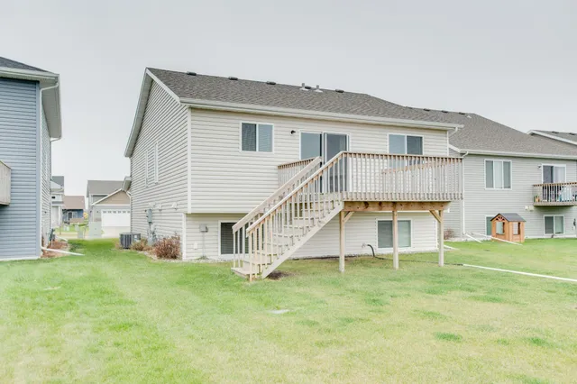 $324,900 | 4212 14th Avenue South, Moorhead, MN 56560