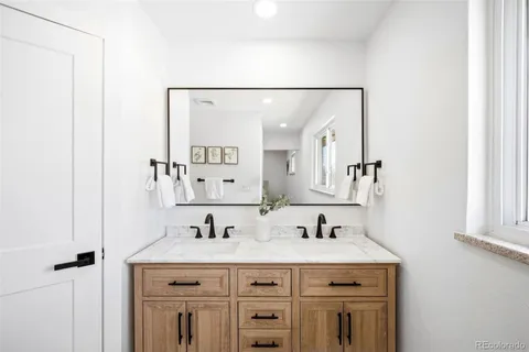 $915,000 | 6769 South Foresthill Street, Littleton, CO 80120