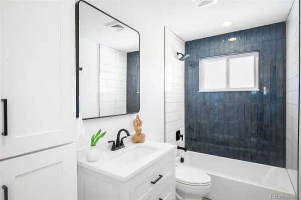 $895,000 | 6769 South Foresthill Street, Littleton, CO 80120
