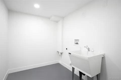 $915,000 | 6769 South Foresthill Street, Littleton, CO 80120