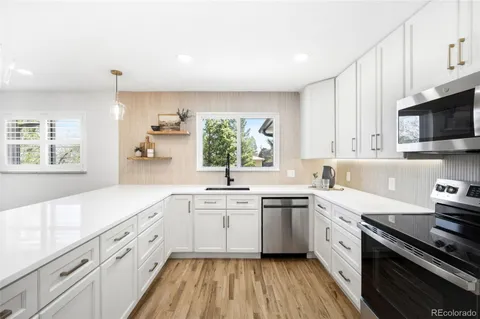 $915,000 | 6769 South Foresthill Street, Littleton, CO 80120