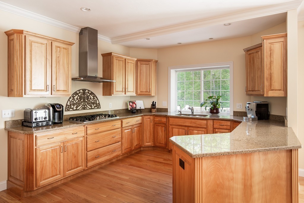 5 Bowker Road Hopkinton, MA 01748 - Photo 4 of 30 Gallery Image 4