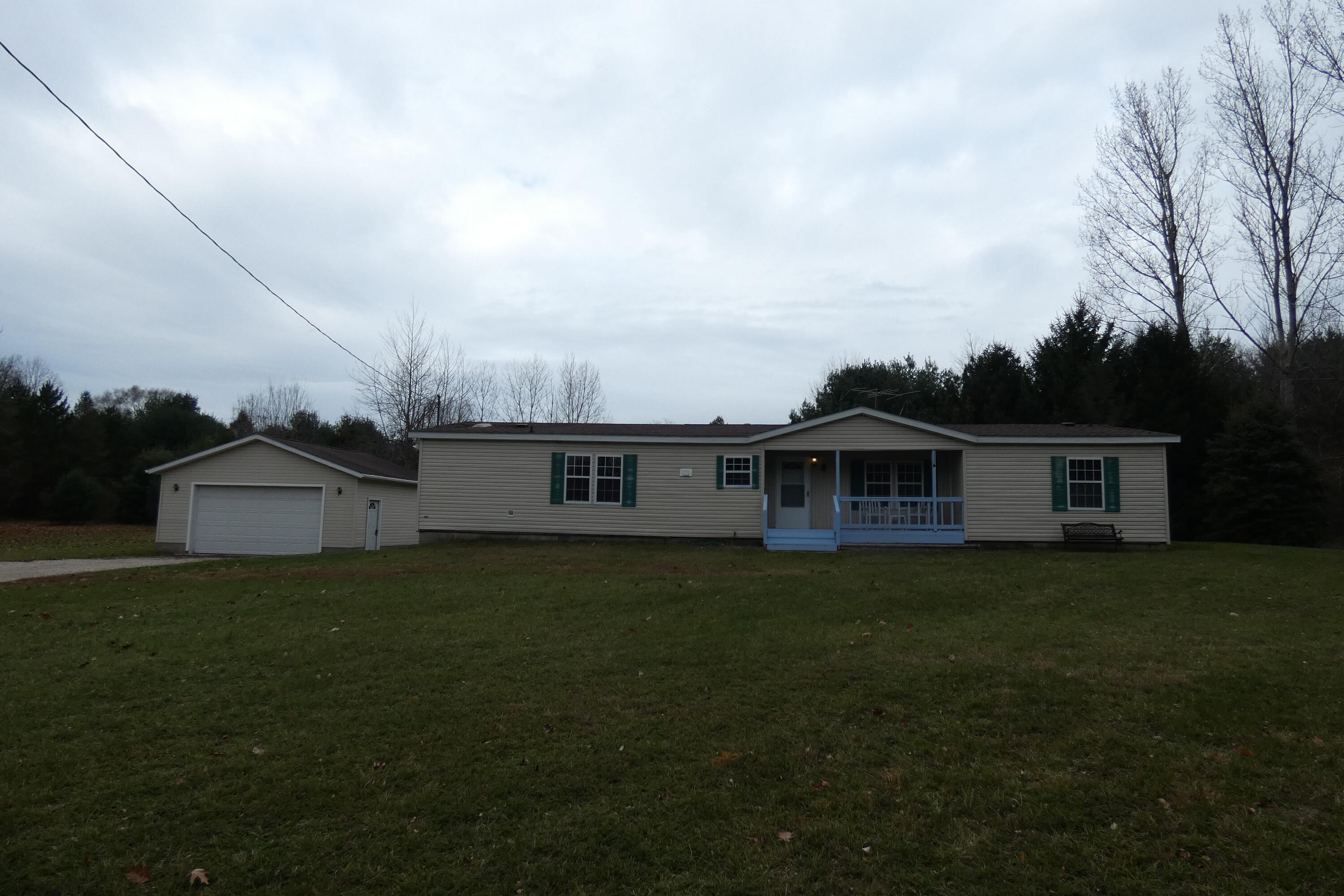 5531 Riverside Road Coloma, MI 49038 - Photo 26 of 52 P1010637