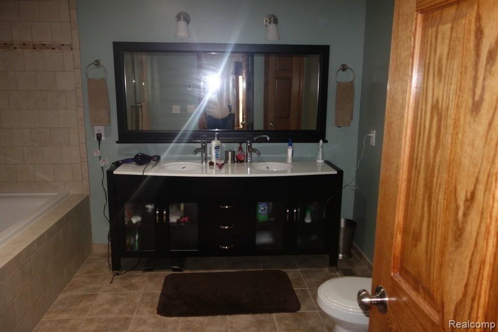 15200 Haggerty Road Belleville, MI 48111 - Photo 55 of 99 DSC04098.jpg