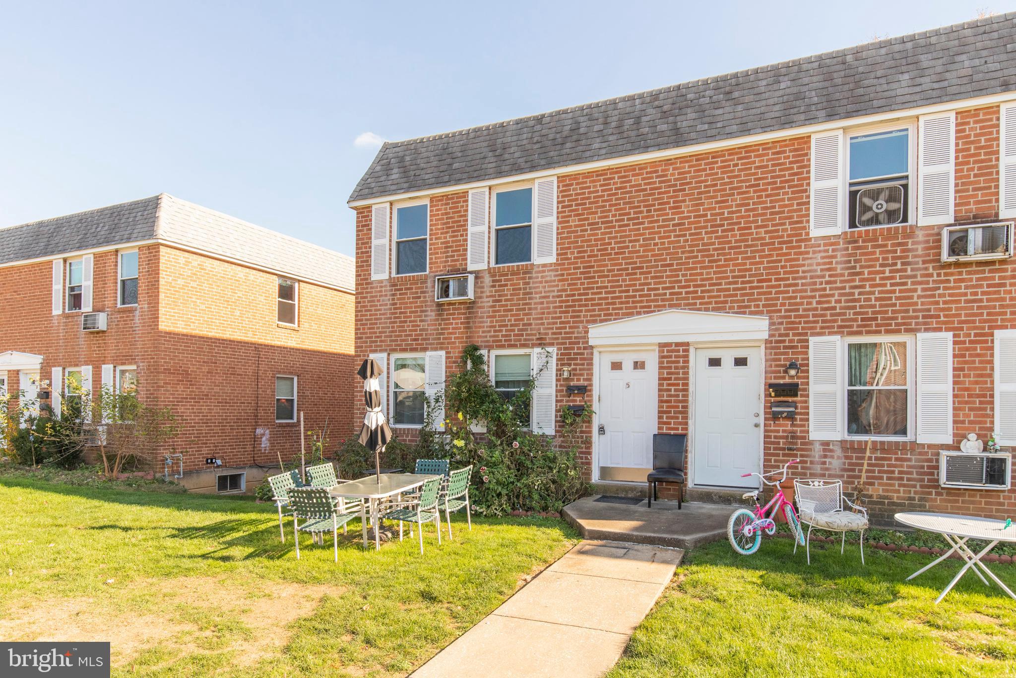 5 South Manor Road Broomall, PA 19008 - Photo 1 of 20 Gallery Image 1
