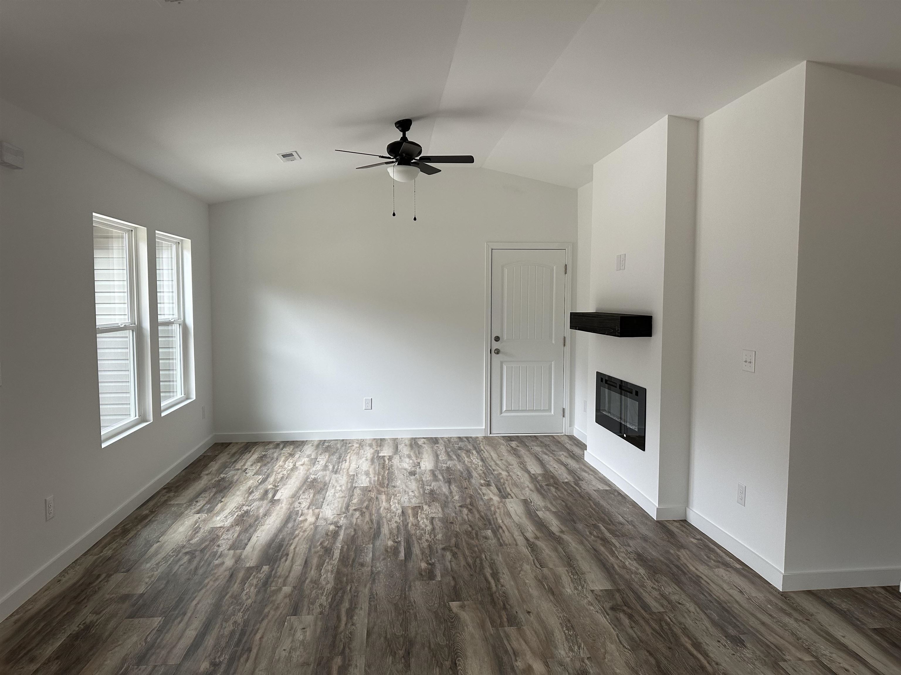 201 Ohio Street Chesnee, SC 29323 - Photo 2 of 11