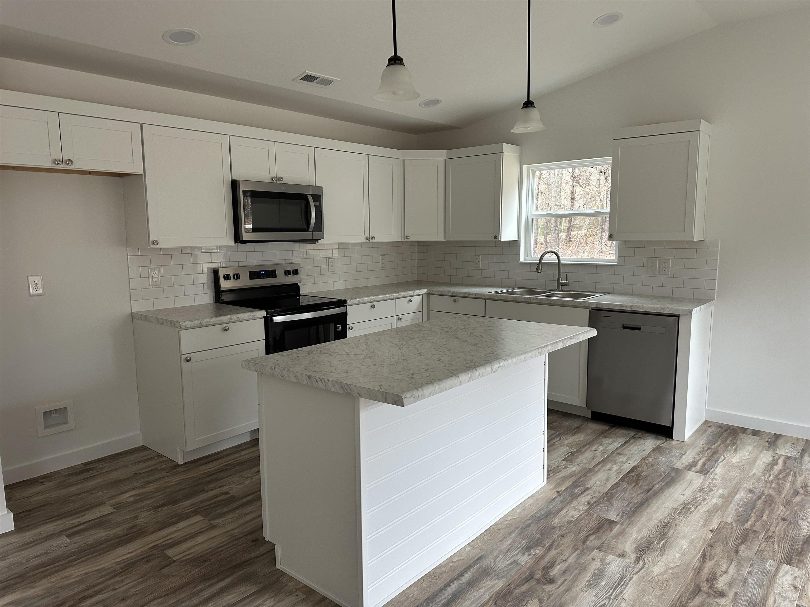 201 Ohio Street Chesnee, SC 29323 - Photo 4 of 11