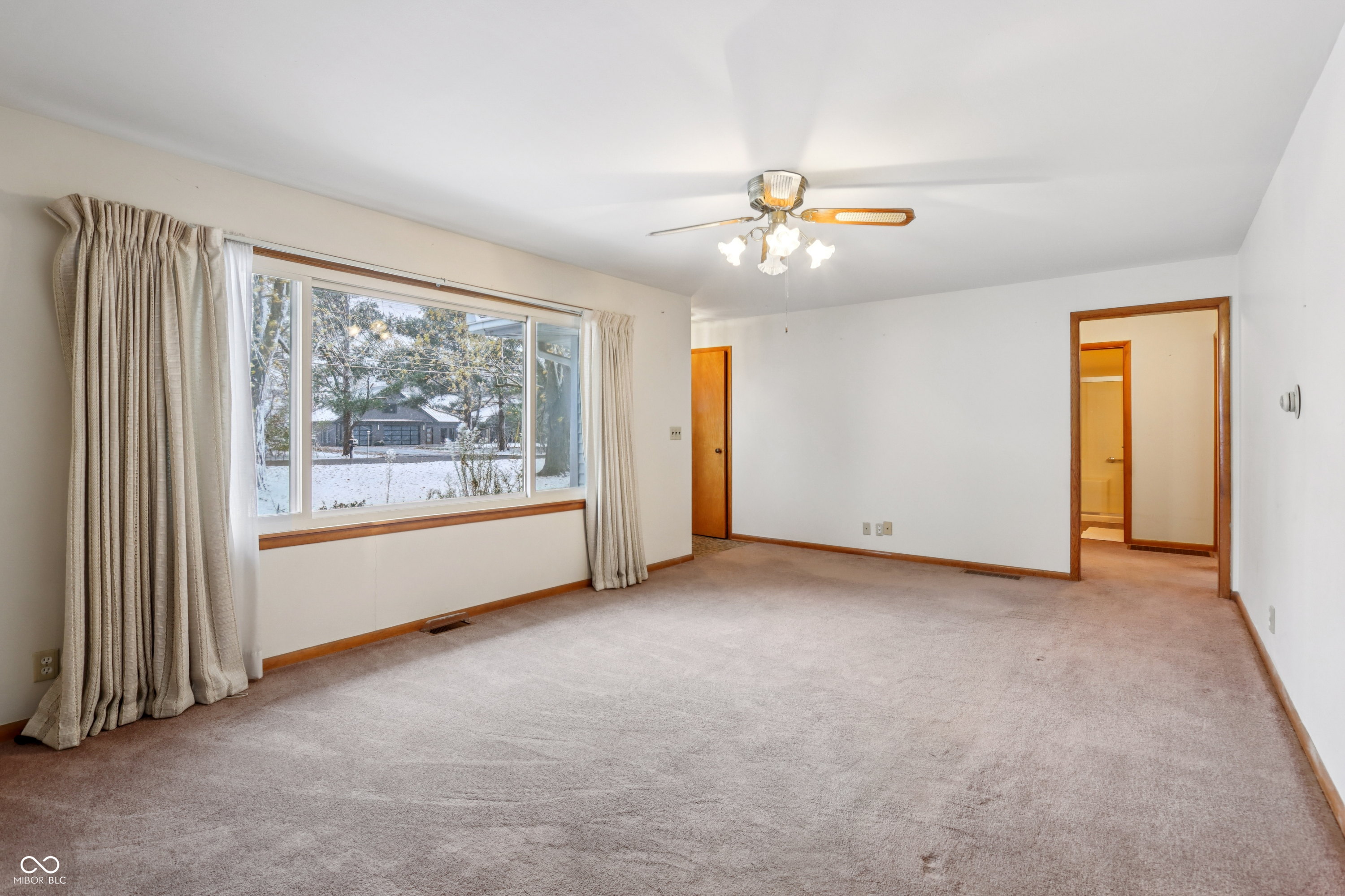 1670 Old Waynetown Road Crawfordsville, IN 47933 - Photo 4 of 28