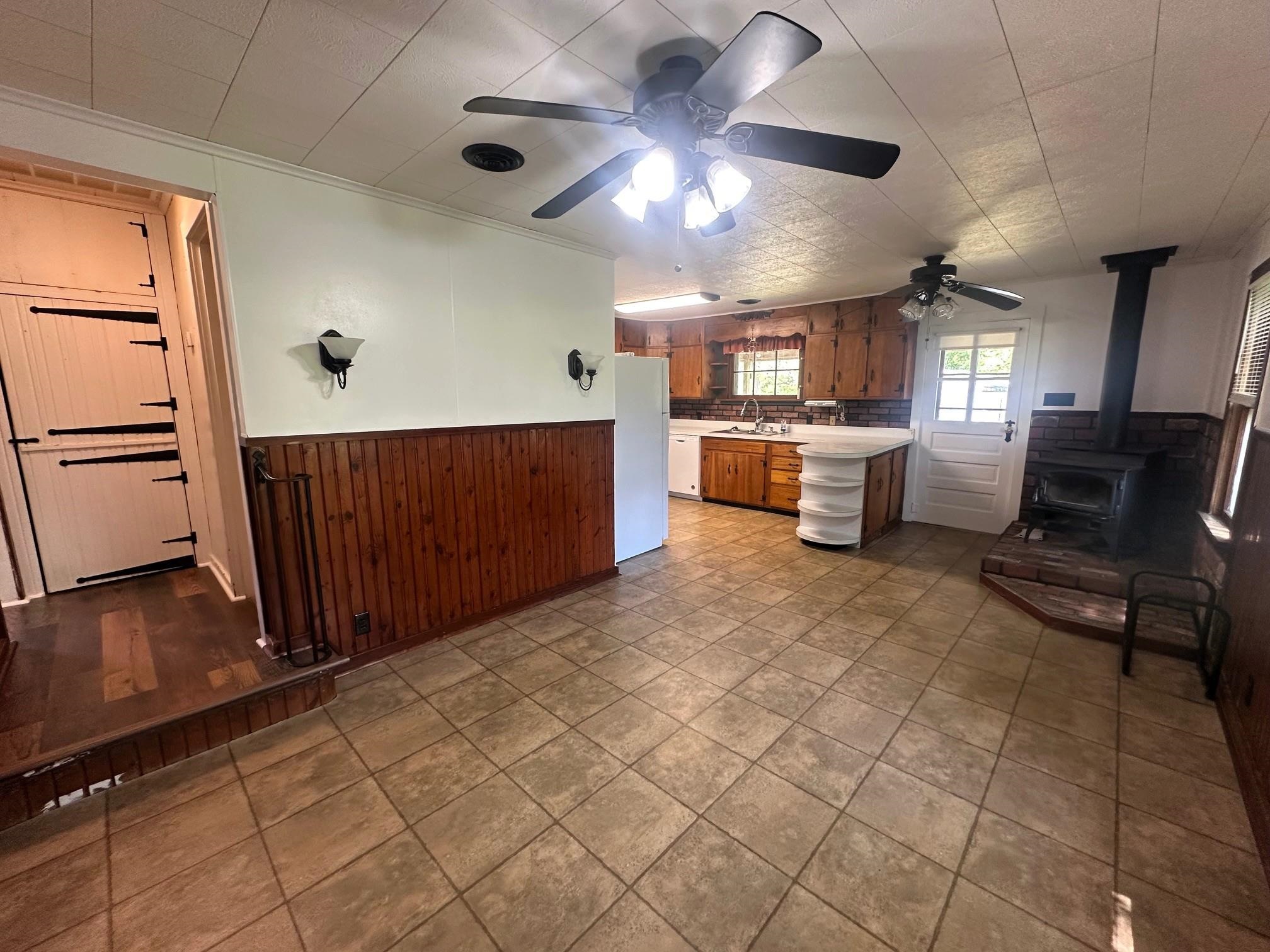 812 South Pittenger Road Selma, IN 47383 - Photo 10 of 29
