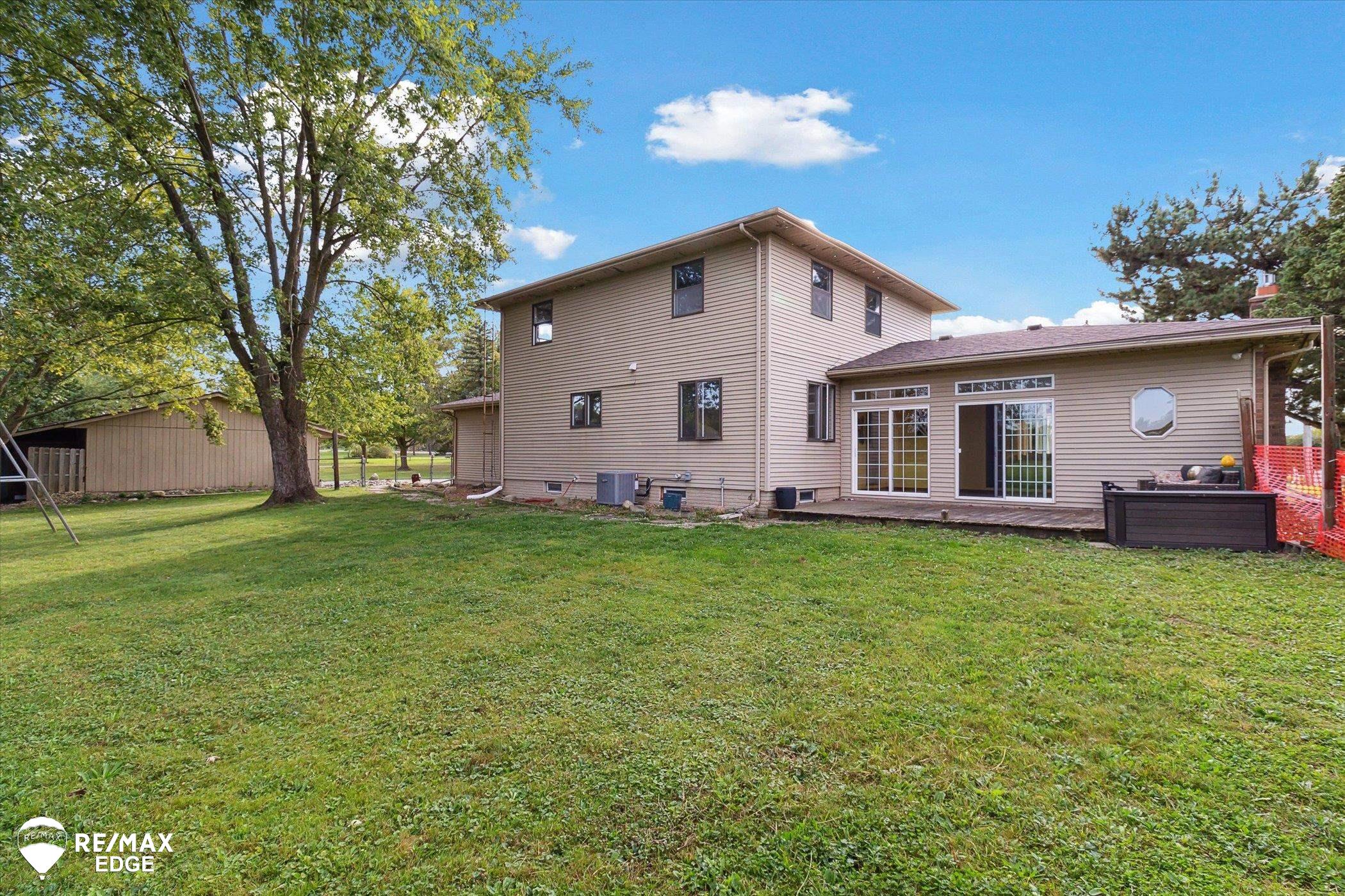 2181 South Oak Road Davison, MI 48423 - Photo 48 of 54 50157397-0750fc9f-2220-4f70-9c7e-3618117ad28b.JPG