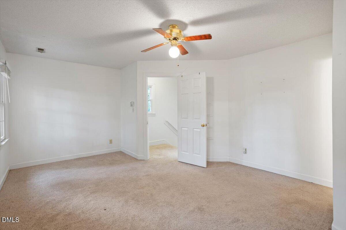3629 East Jameson Road Raleigh, NC 27604 - Photo 12 of 33