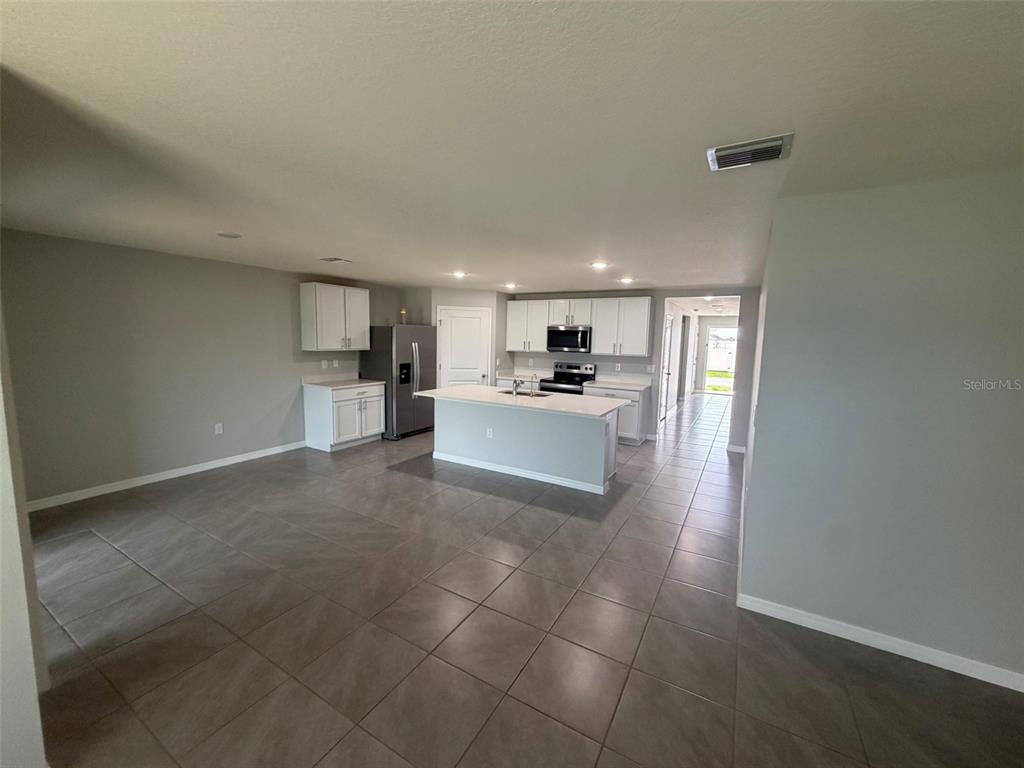 4703 Southwest 85th Place Ocala, FL 34476 - Photo 6 of 29