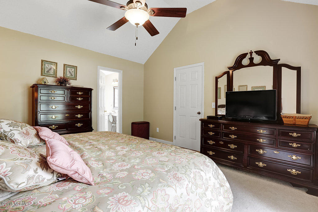 1402 Grove Point Road Wilmington, NC 28409 - Photo 21 of 31 1402GrovePointRoad-22