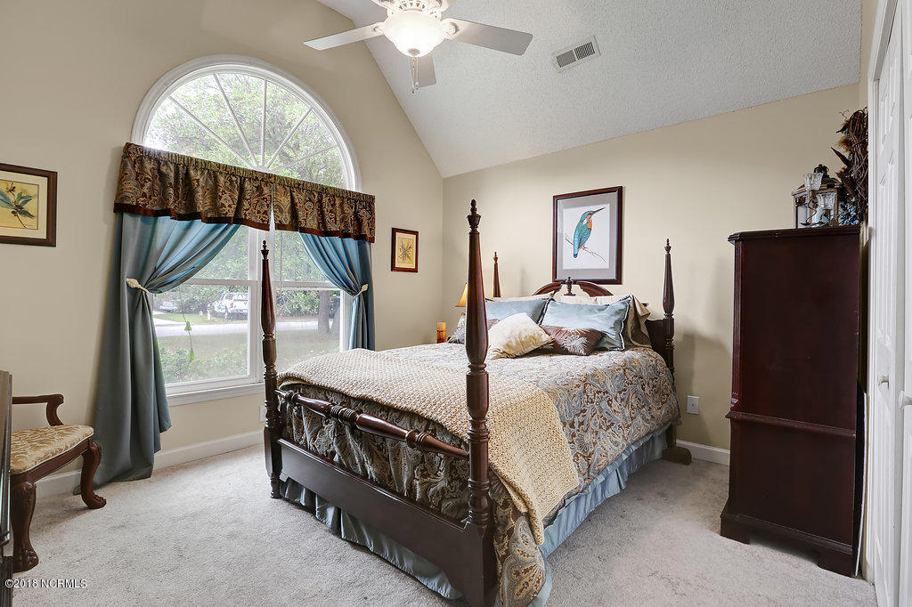 1402 Grove Point Road Wilmington, NC 28409 - Photo 25 of 31 1402GrovePointRoad-26