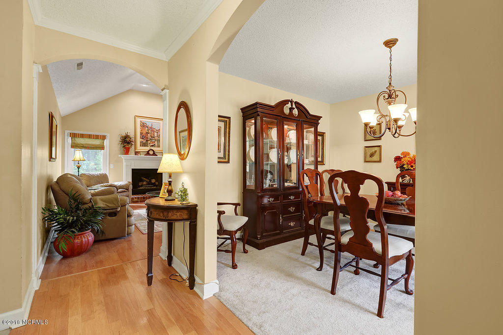 1402 Grove Point Road Wilmington, NC 28409 - Photo 3 of 31 1402GrovePointRoad-4