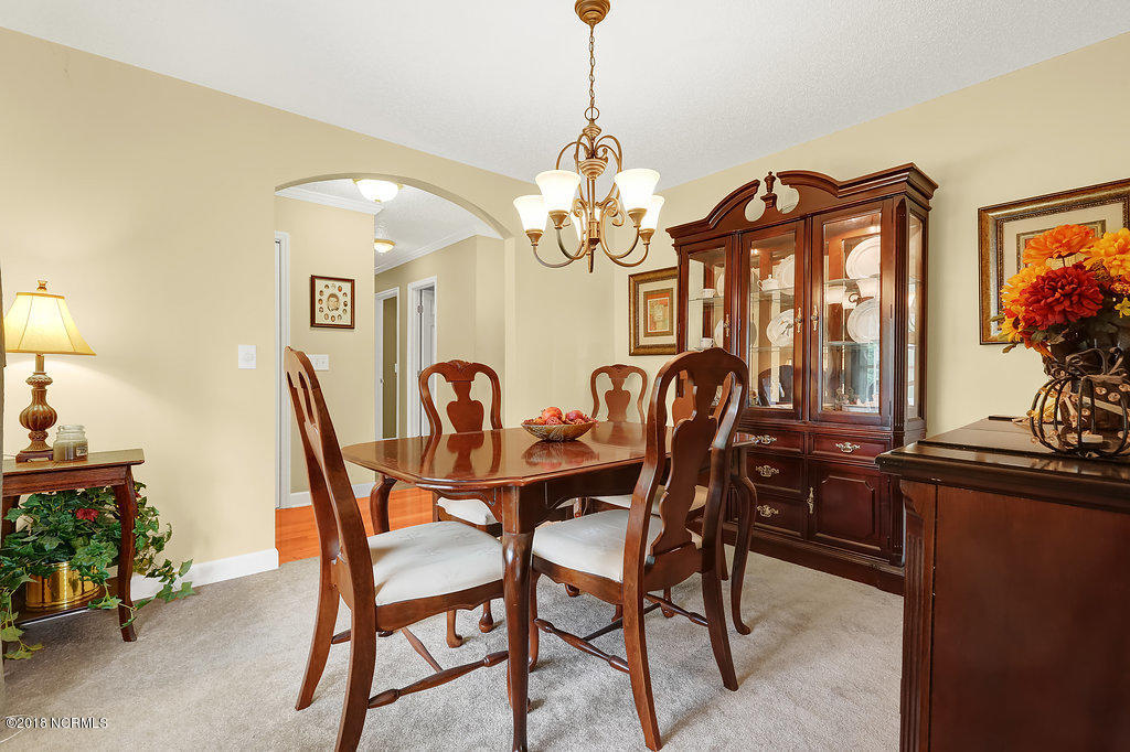 1402 Grove Point Road Wilmington, NC 28409 - Photo 4 of 31 1402GrovePointRoad-5