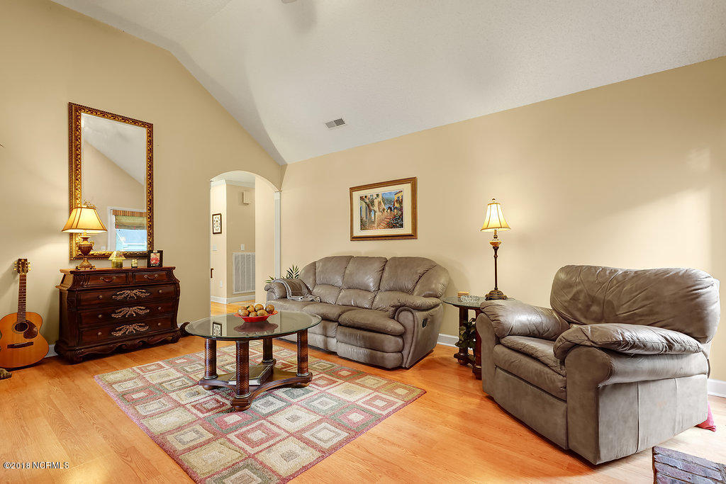 1402 Grove Point Road Wilmington, NC 28409 - Photo 8 of 31 1402GrovePointRoad-9