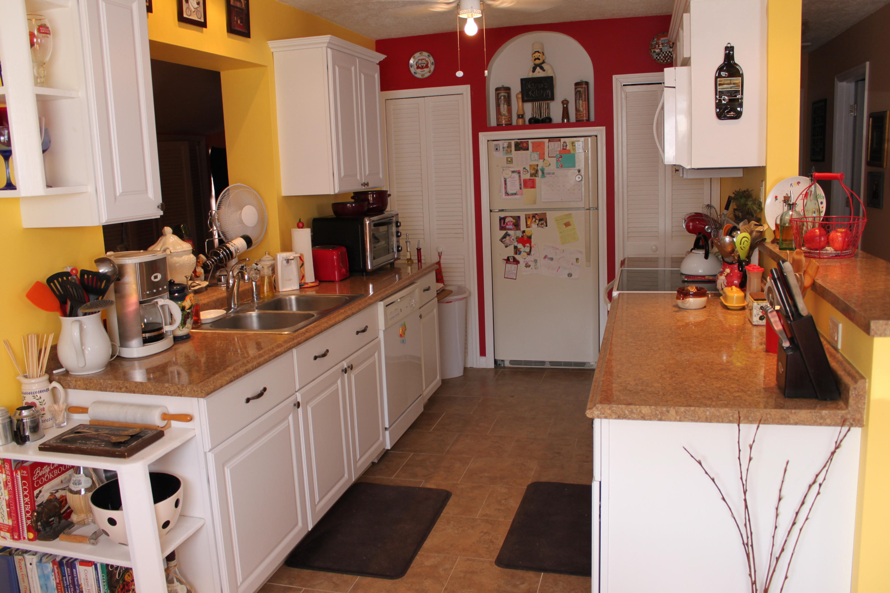 121 5th Street Jupiter, FL 33458 - Photo 2 of 34 IMG_5610