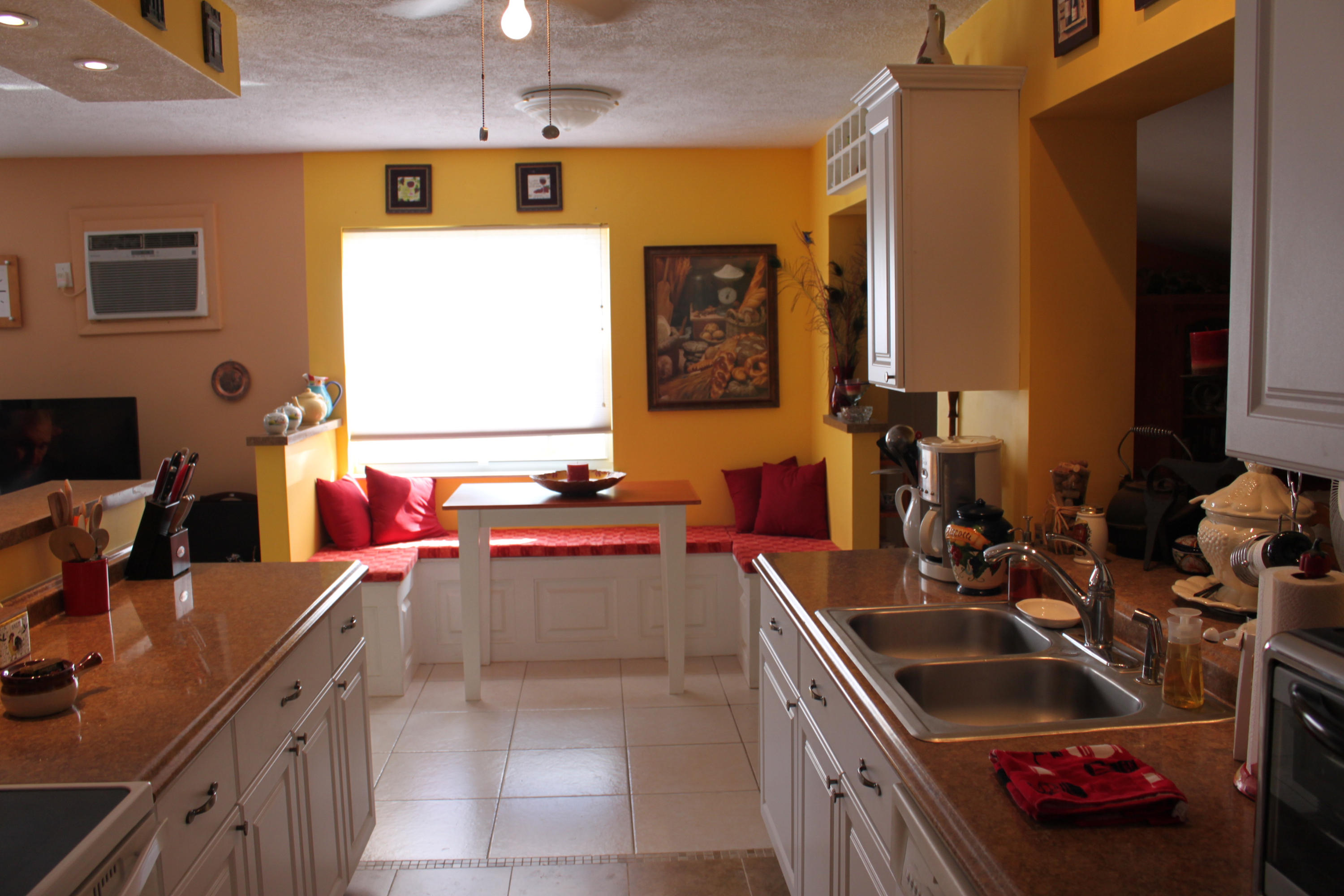121 5th Street Jupiter, FL 33458 - Photo 5 of 34 IMG_5615