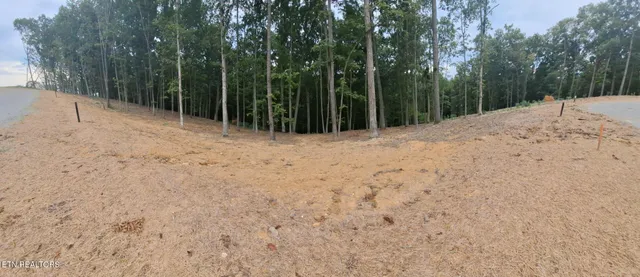 $199,900 | 121 Cherry Tree Lane, Loudon, TN 37774