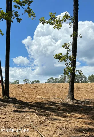 $199,900 | 121 Cherry Tree Lane, Loudon, TN 37774