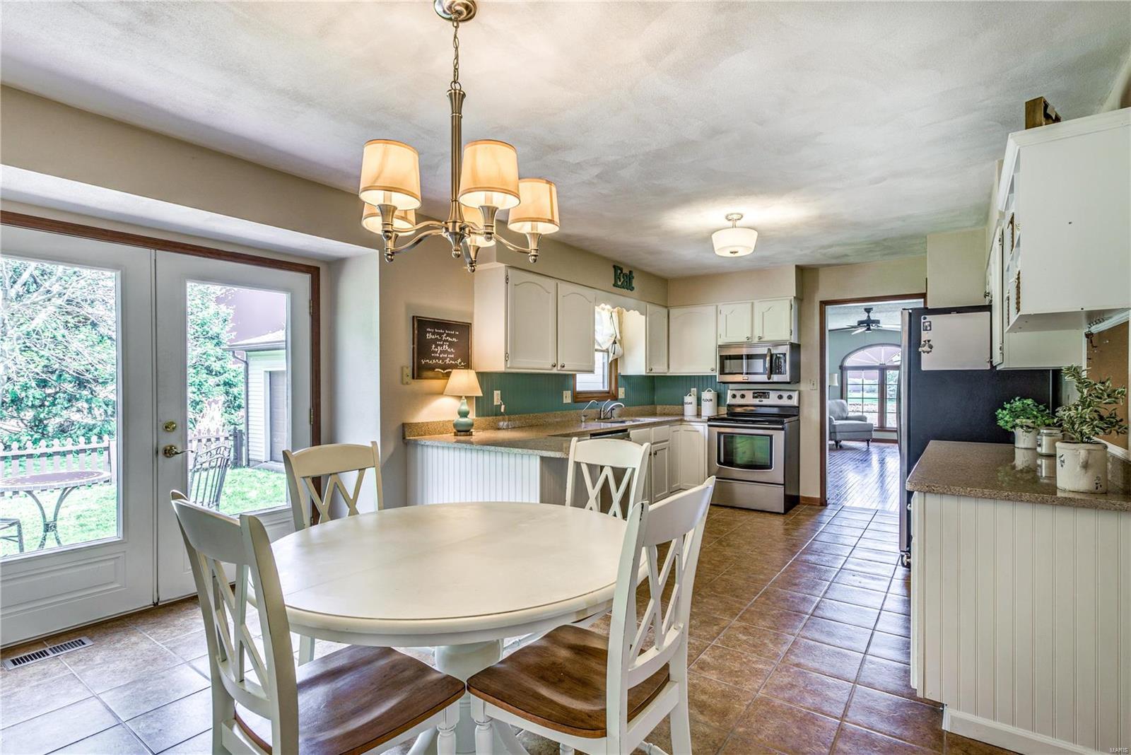 8433 Old Lebanon Troy Road Troy, IL 62294 - Photo 24 of 35 Gallery Image 24