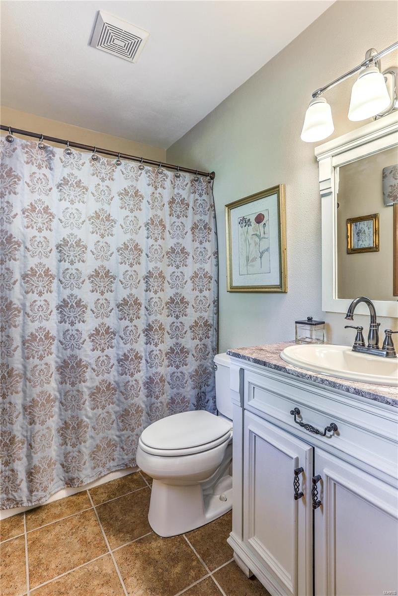 8433 Old Lebanon Troy Road Troy, IL 62294 - Photo 32 of 35 Gallery Image 32