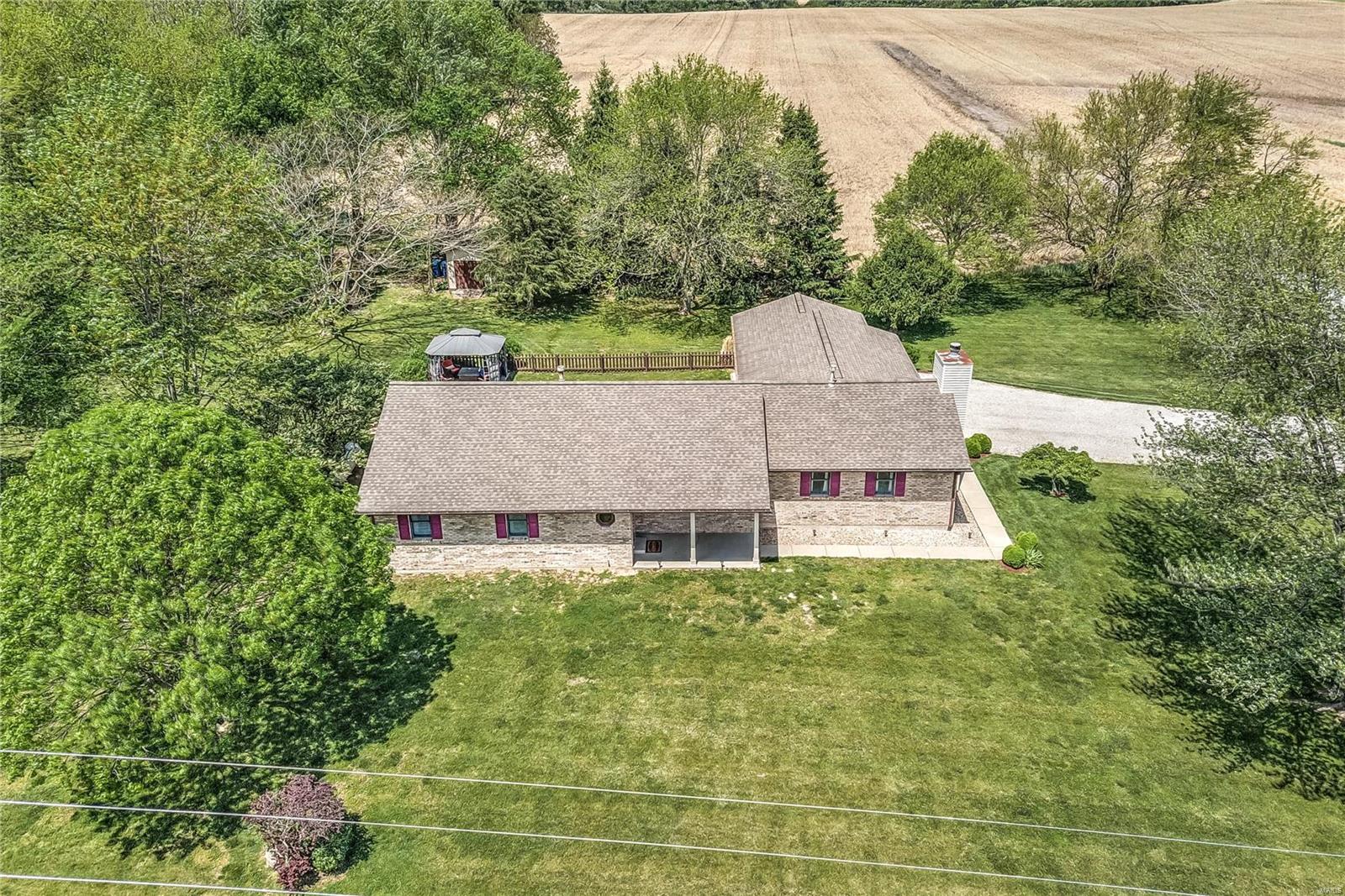 8433 Old Lebanon Troy Road Troy, IL 62294 - Photo 9 of 35 Gallery Image 9