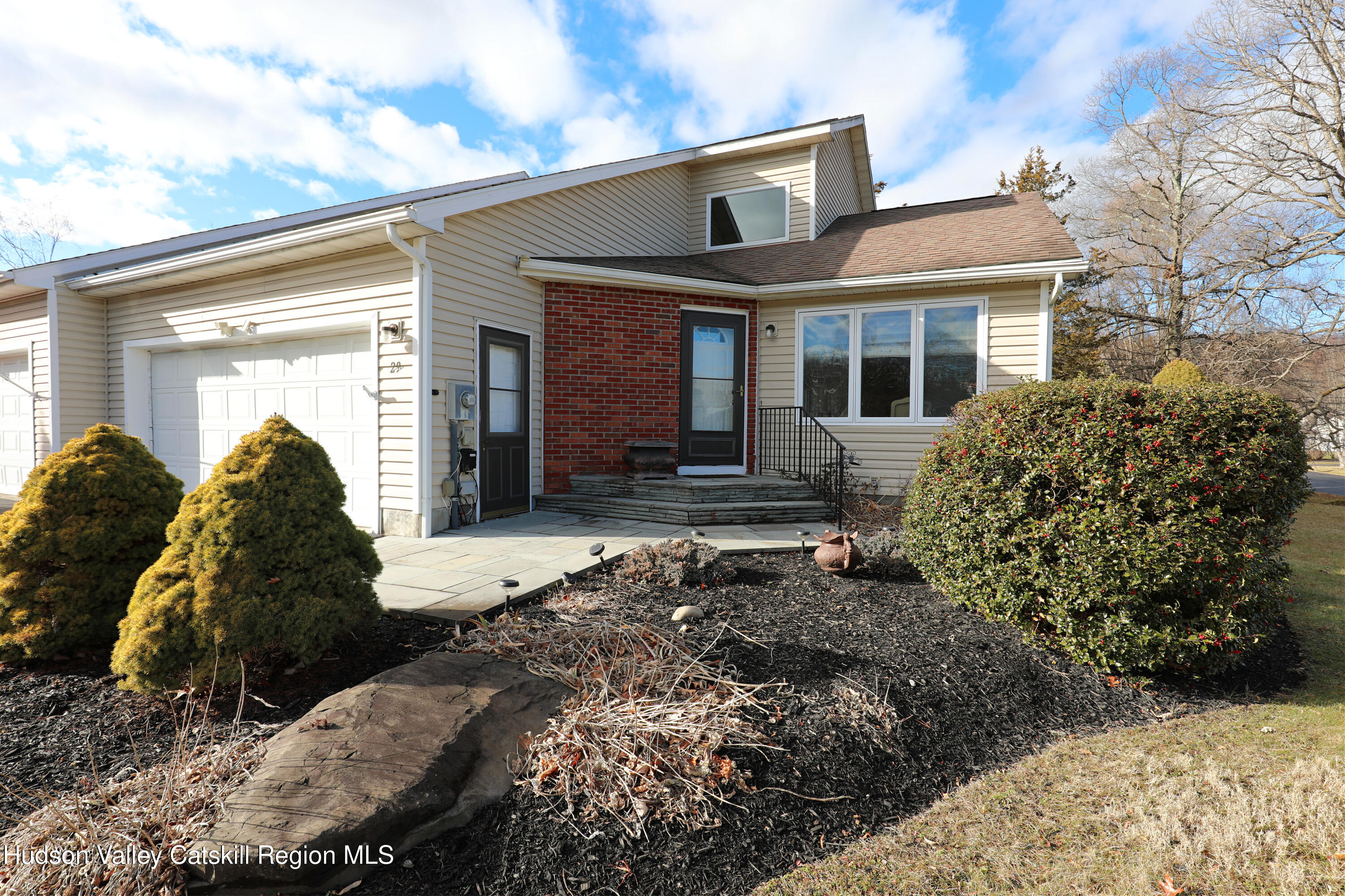 29 Deer Run Road Kingston, NY 12401 - Photo 1 of 16 06