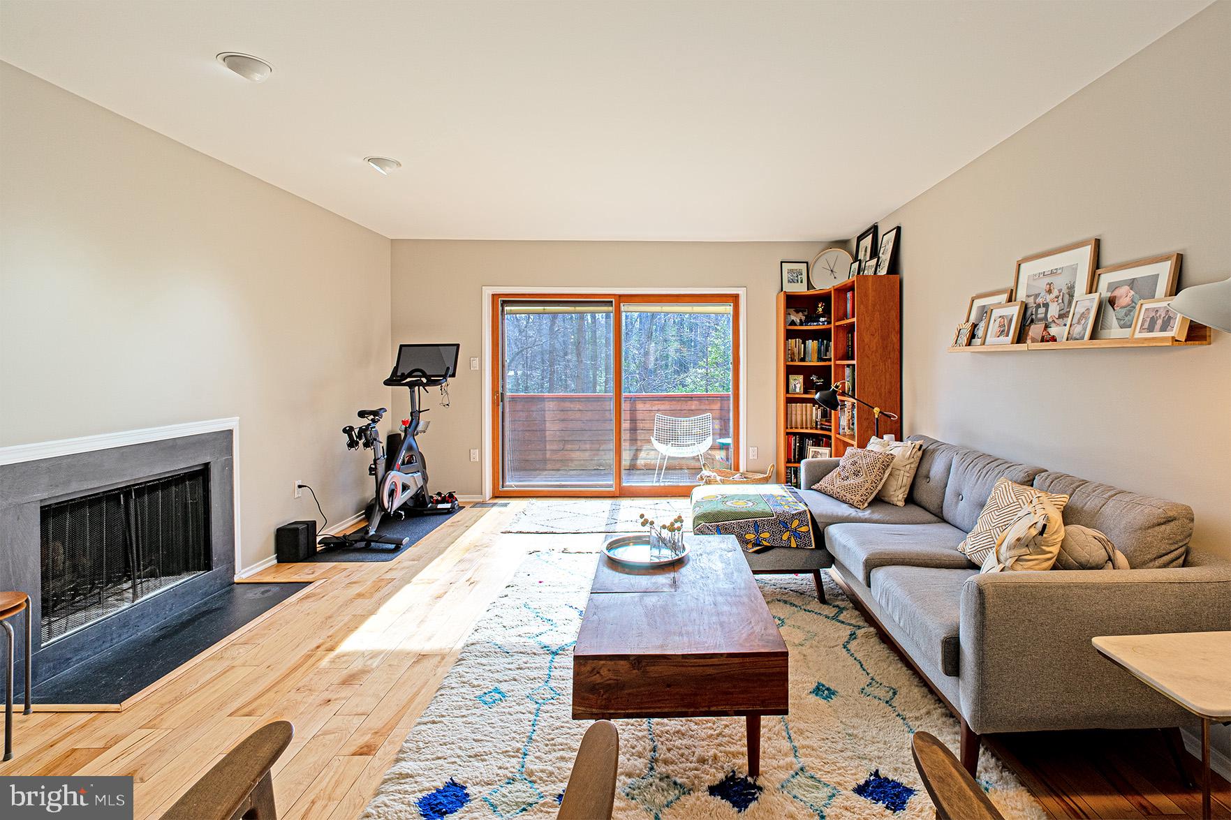 11502 Sunder Court Reston, VA 20190 - Photo 5 of 47