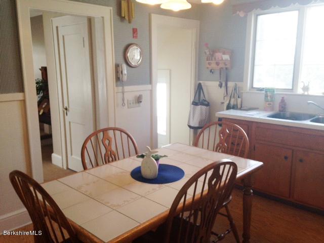 24 Ridgeway Avenue Pittsfield, MA 01201 - Photo 10 of 21 kitchen