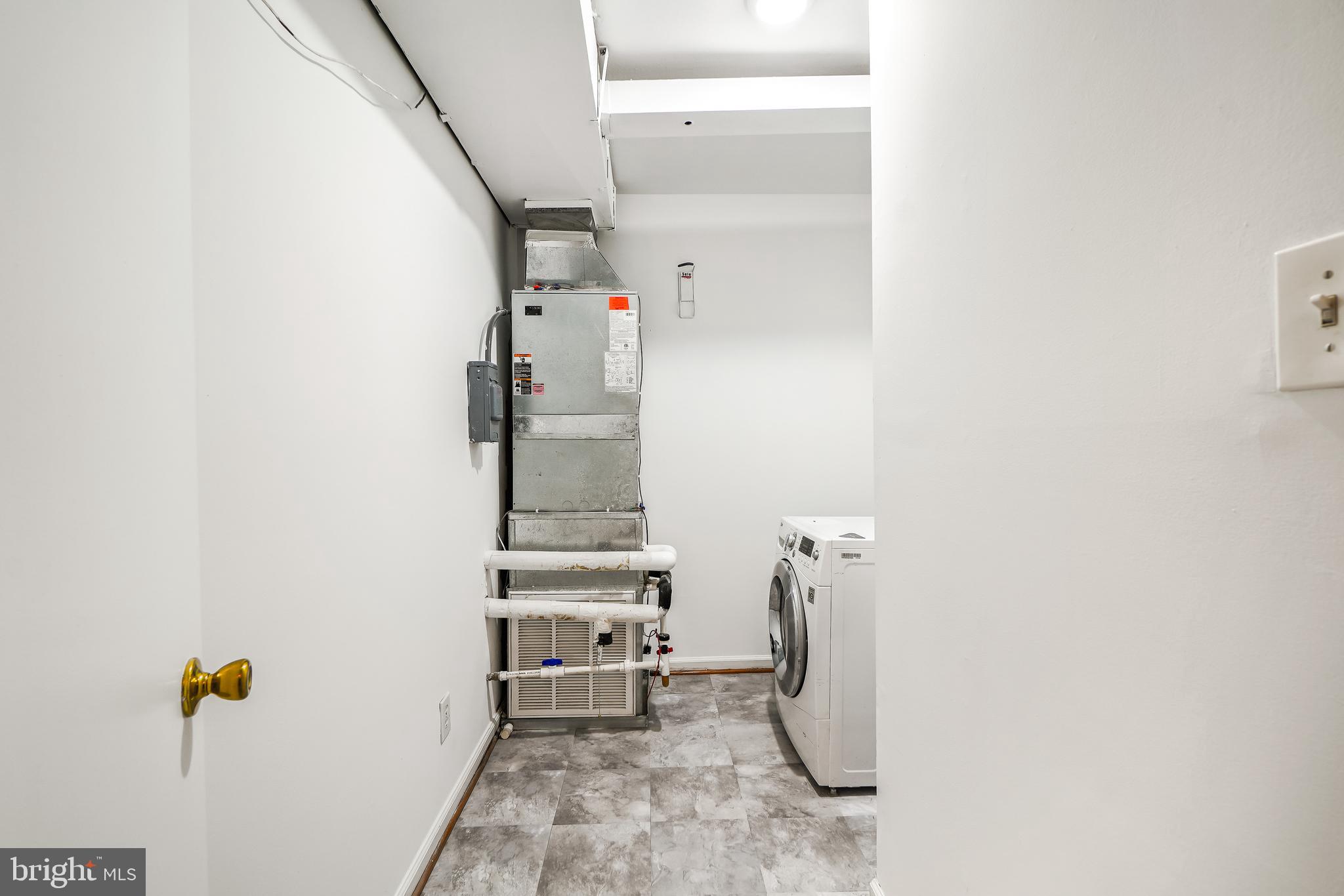 1937 Lyttonsville Road Silver Spring, MD 20910 - Photo 19 of 30 Laundry/Storage room