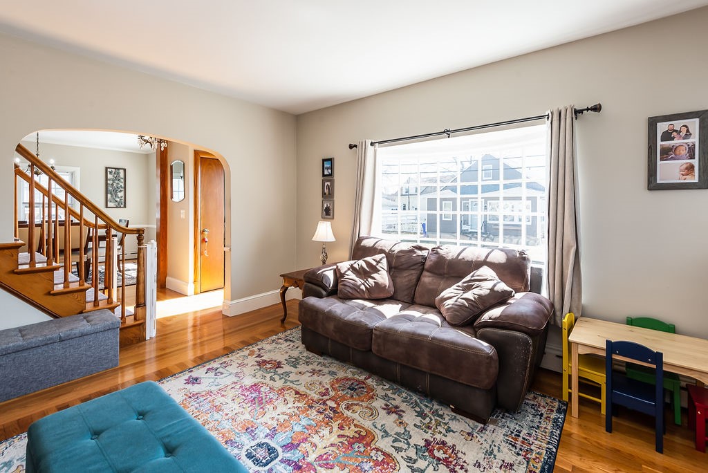 40 Windsor Road Pawtucket, RI 02861 - Photo 13 of 33