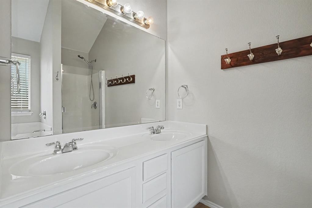 2073 Joyner Ranch Road Fort Worth, TX 76134 - Photo 17 of 26 Gallery Image 17