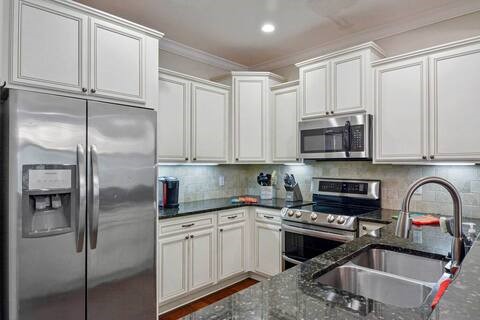 905 Mariners Circle St. Simons Island, GA 31522 - Photo 14 of 28