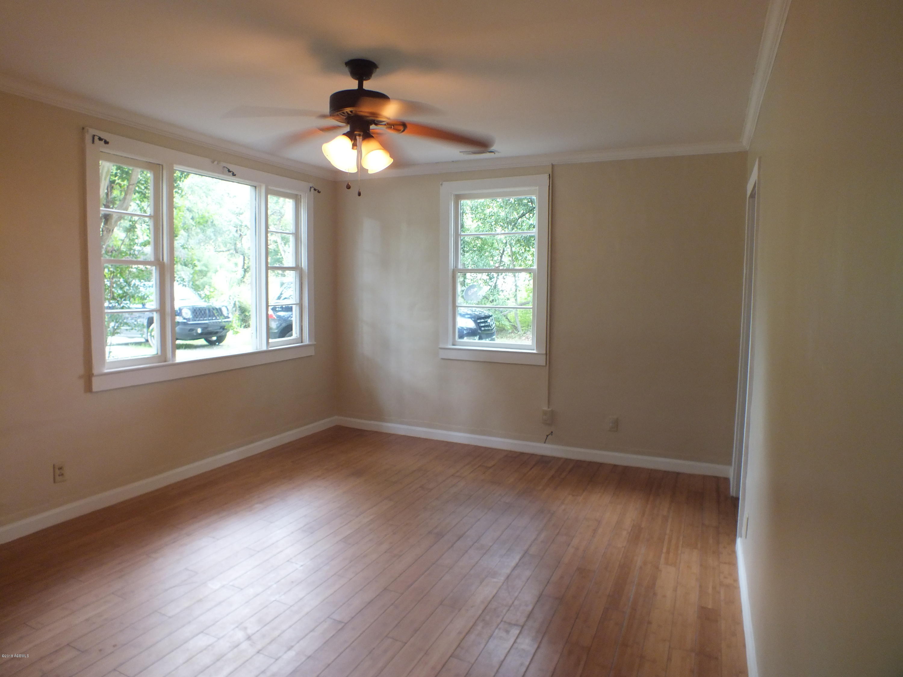 2906 Polk Street Beaufort, SC 29902 - Photo 3 of 13 DSCF1801