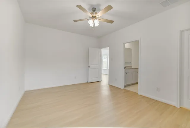 $2,600 | 11927 Pondwood Drive, Cypress, TX 77429