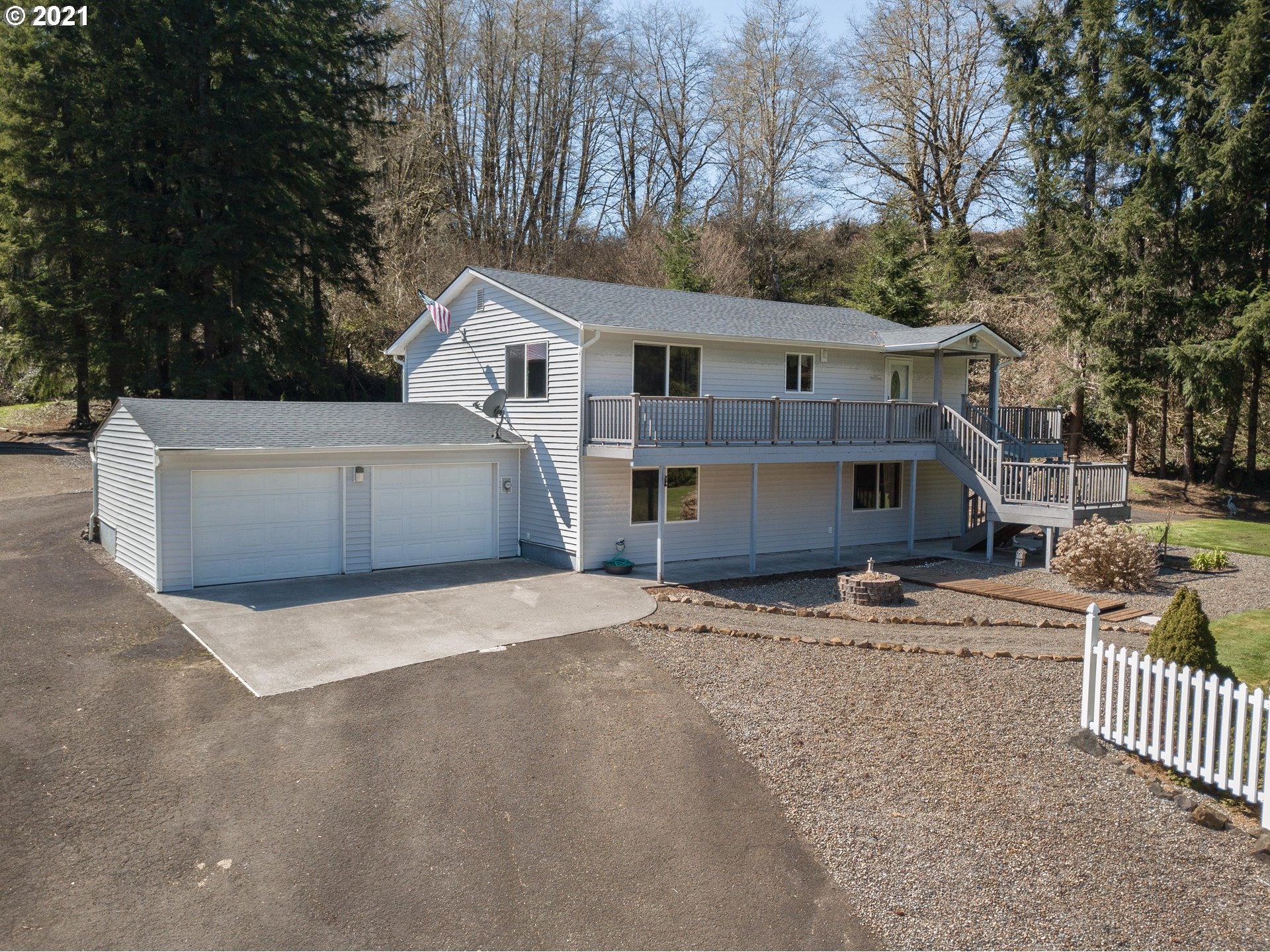 621 Ragland Road Longview, WA 98632 - Photo 1 of 31 Gallery Image 1