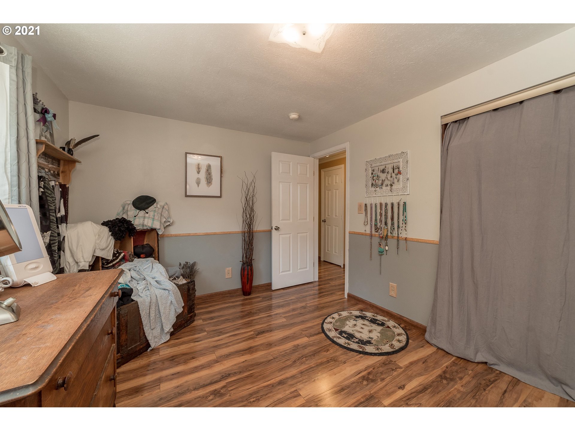 621 Ragland Road Longview, WA 98632 - Photo 12 of 31 Gallery Image 12