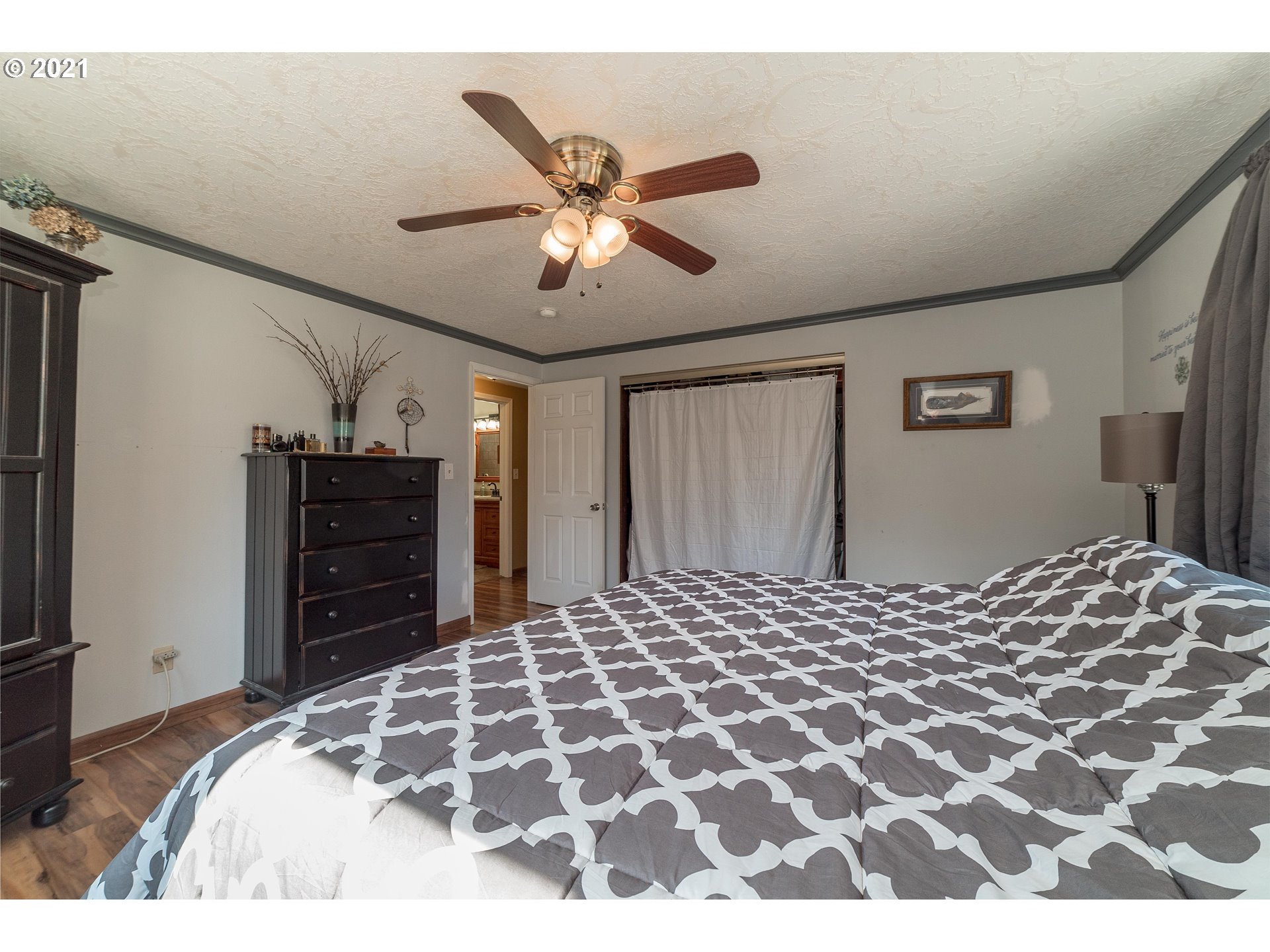 621 Ragland Road Longview, WA 98632 - Photo 14 of 31 Gallery Image 14