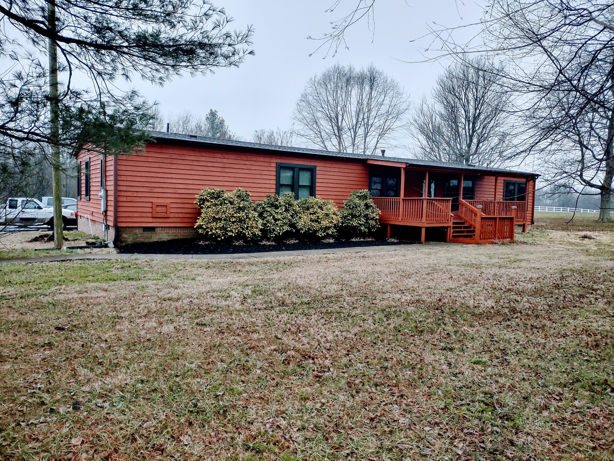6841 Bethel Road Goodlettsville, TN 37072 - Photo 6 of 27 a view of a house with a yard