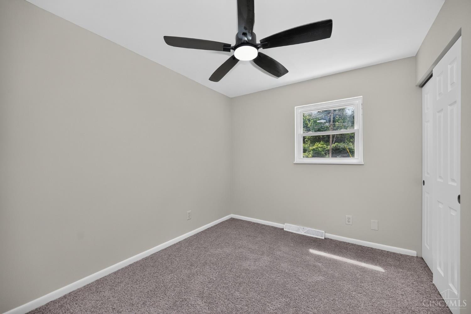 4074 East Kemper Road Sharonville, OH 45241 - Photo 15 of 51