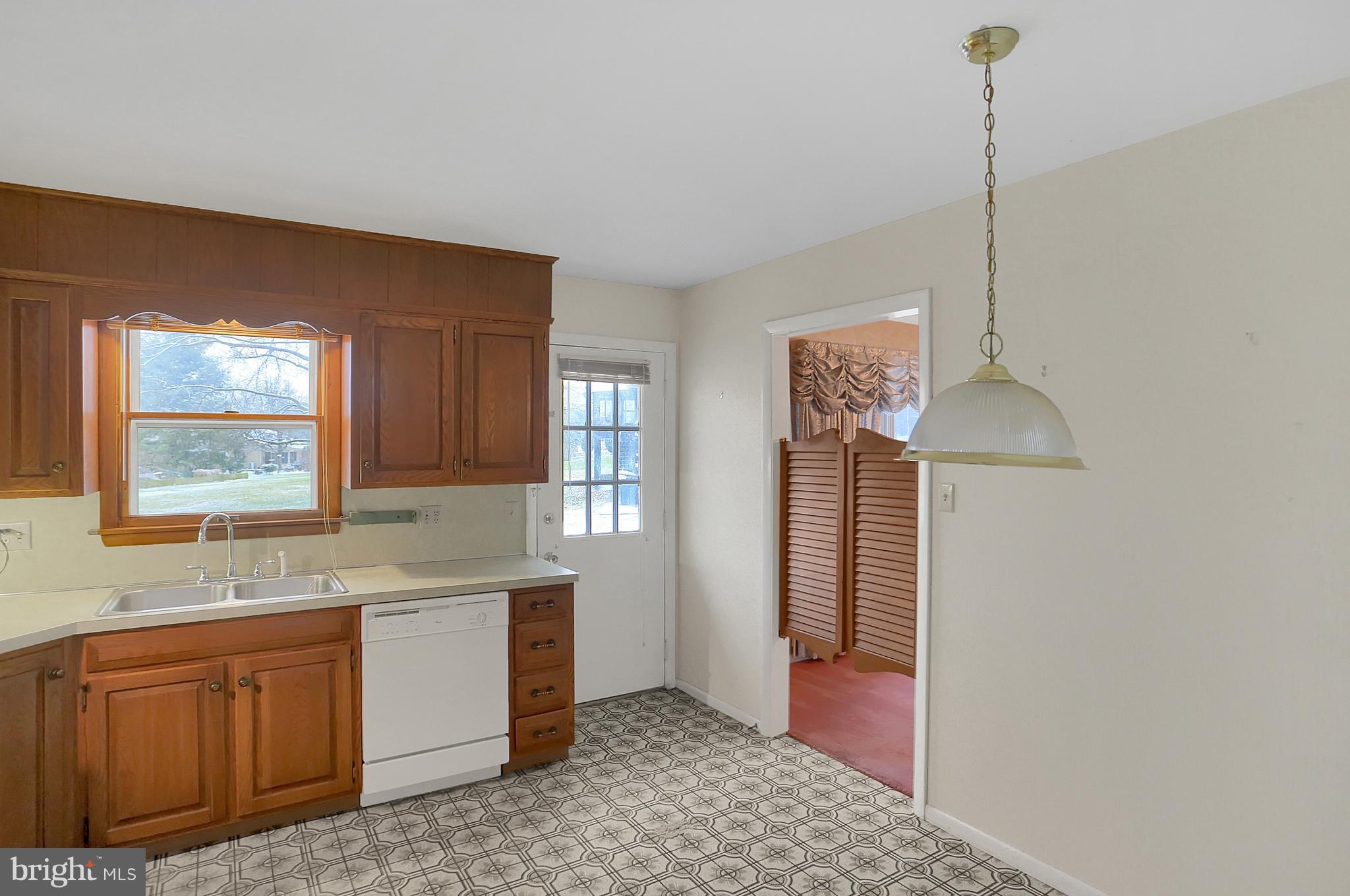 38 West Roseville Road Lancaster, PA 17601 - Photo 12 of 29 Gallery Image 12