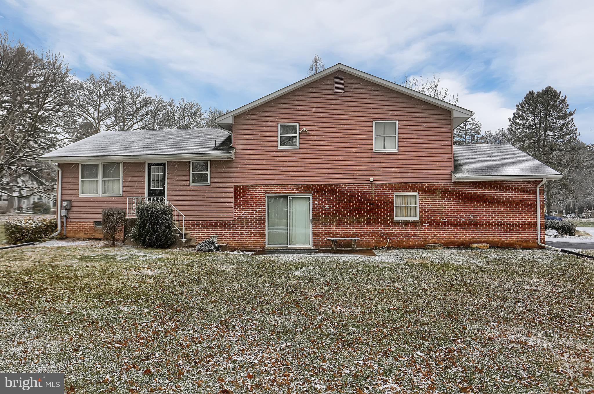 38 West Roseville Road Lancaster, PA 17601 - Photo 6 of 29 Gallery Image 6