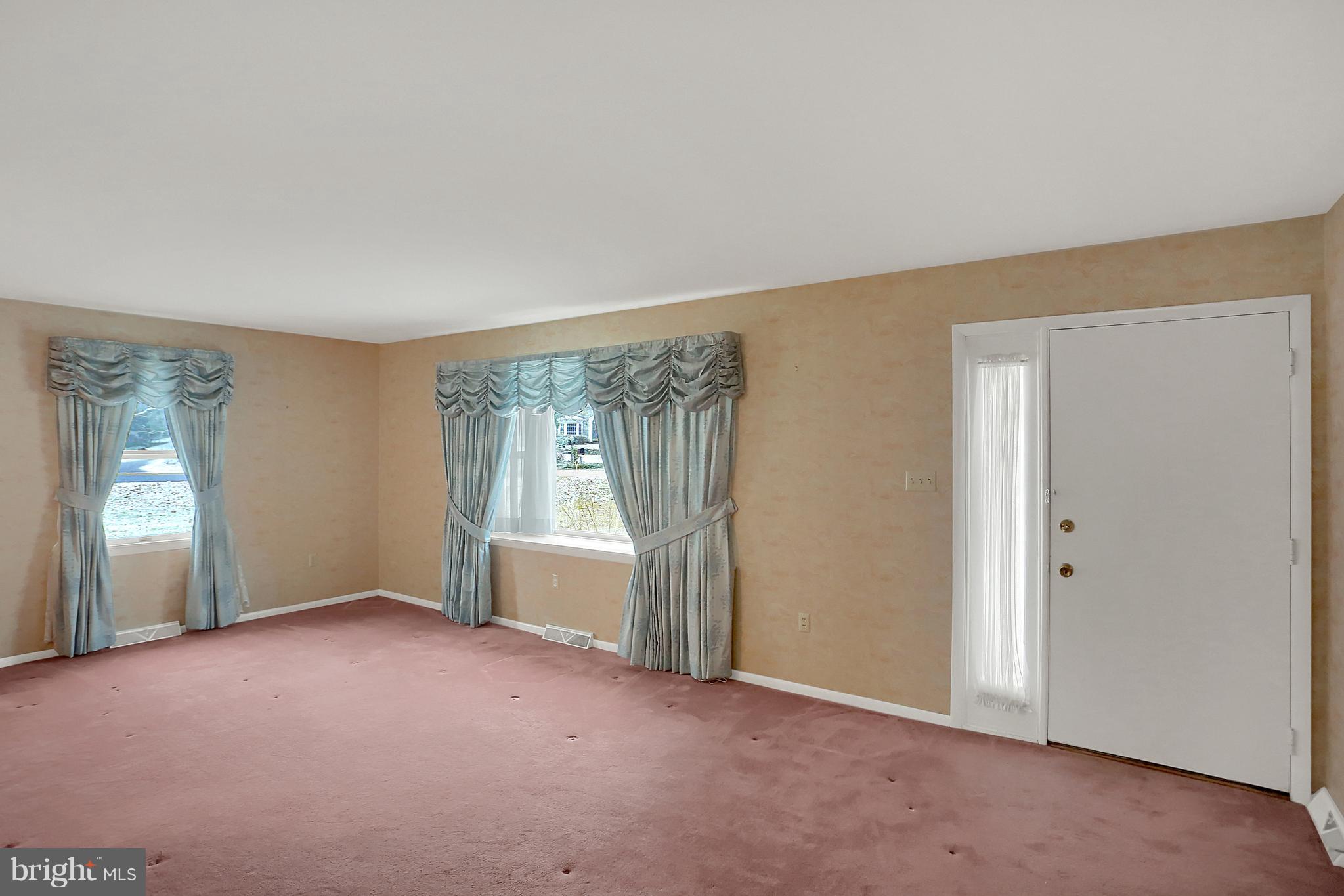 38 West Roseville Road Lancaster, PA 17601 - Photo 8 of 29 Gallery Image 8